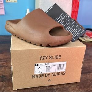 yeezy slides